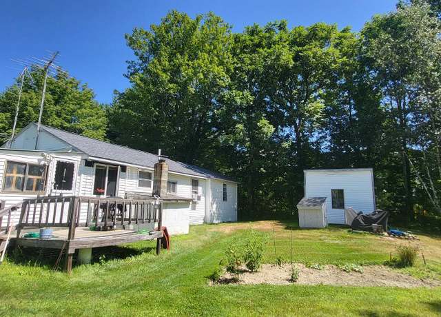 Property at 43 Quaker Rd, Sidney, ME 04330, 2 beds, 1 bath