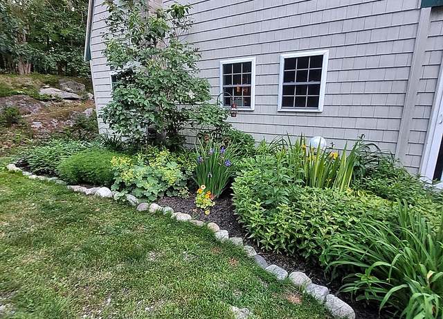 Property at 1511 Main Rd, Westport Island, ME 04578, 3 beds, 1.5 baths