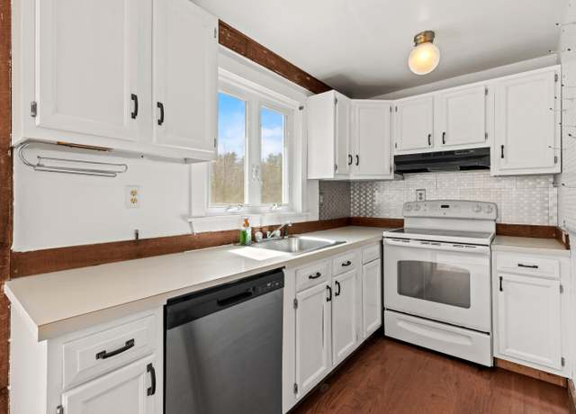 Property at 22 Whites Bridge Rd #22, Windham, ME 04062, 2 beds, 1.5 baths