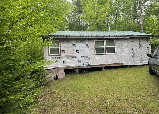 Property at 12 Beach View Road Rd, Dover-foxcroft, ME 04426, 0.5 baths
