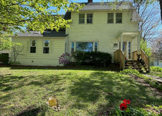 Property at 154 Manson St, Pittsfield, ME 04967, 3 beds, 1.5 baths
