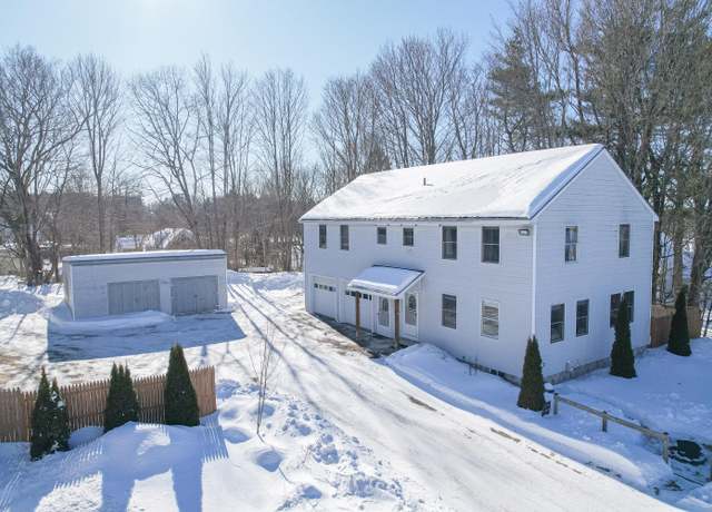 Property at 7 Goddard St, Lisbon, ME 04252, 3 beds, 2.5 baths
