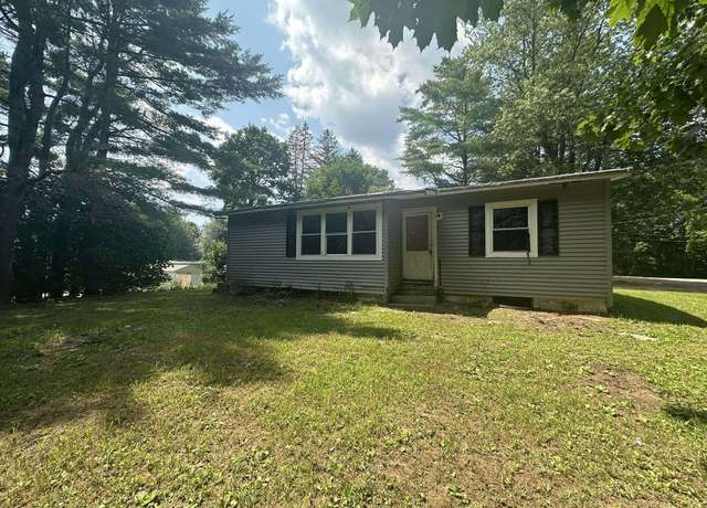 Property at 4 Campbell St, Augusta, ME 04330, 3 beds, 1 bath