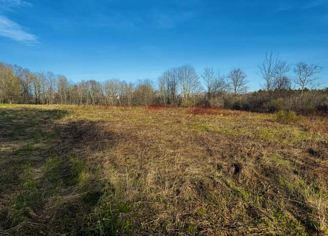 Property at 23 Dexter Rd, Saint Albans, ME 04971
