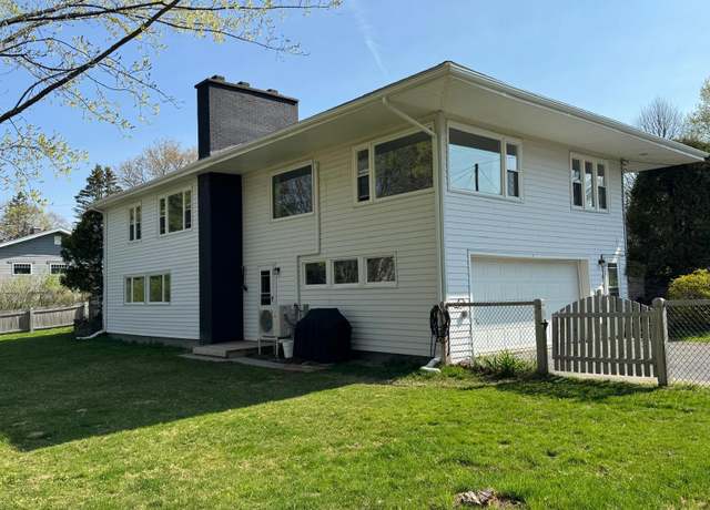 Property at 50 Hillside St, Presque Isle, ME 04769, 3 beds, 1.5 baths