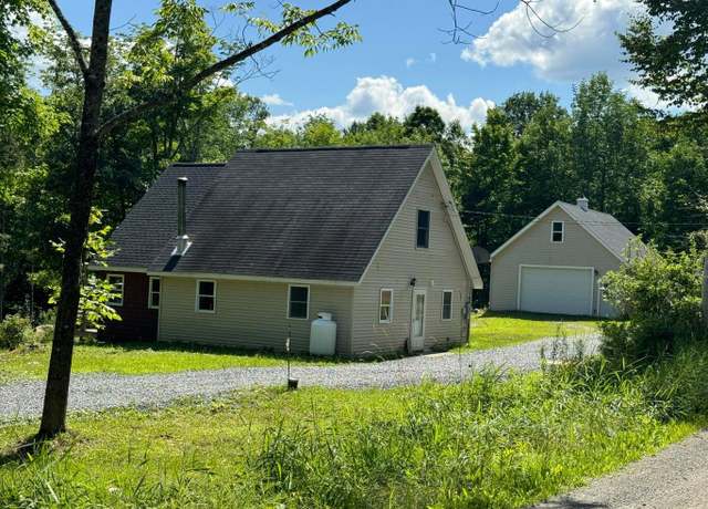 Property at 460 Shore Rd, Dexter, ME 04930, 2 beds, 1 bath