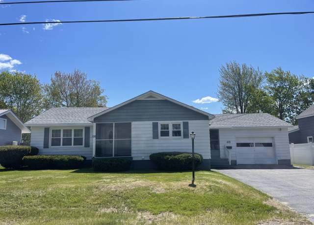 Property at 45 Vermont St, Millinocket, ME 04462, 3 beds, 1 bath