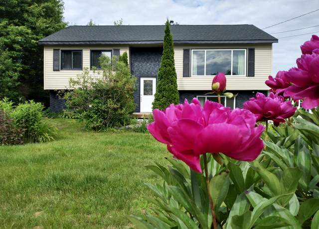 Property at 79 Bowen Rd, Searsport, ME 04974, 3 beds, 1.5 baths