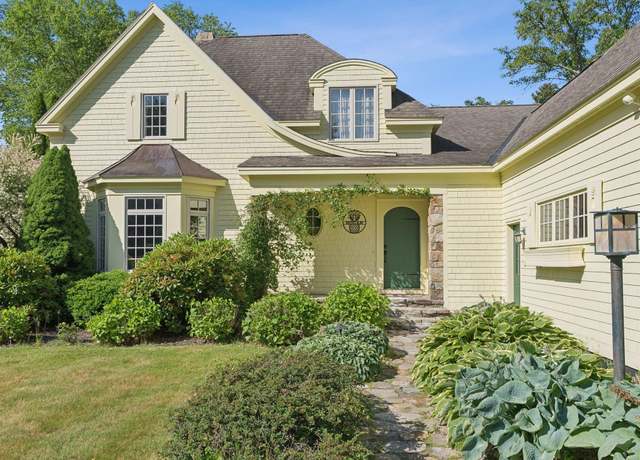 Property at 1 Sweet Pea Ln, Kennebunk, ME 04043, 3 beds, 4 baths