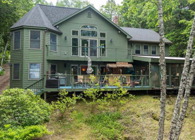 Property at 147 Spring Valley Rd, Raymond, ME 04071, 4 beds, 2 baths
