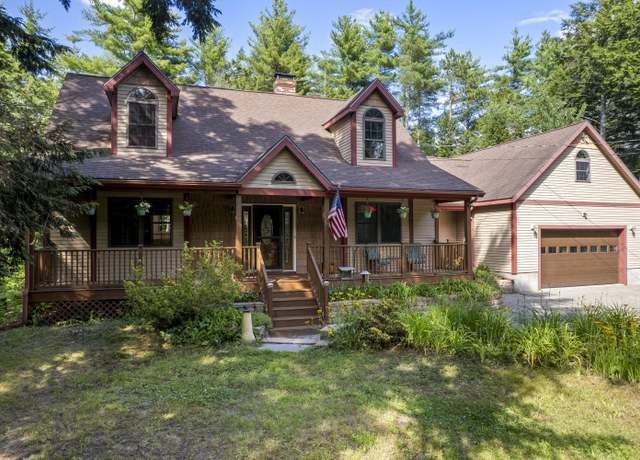 Property at 15 Privet Dr, Sanford, ME 04073, 4 beds, 3 baths