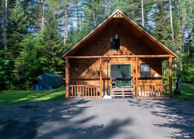 Property at 6 The Pines Dr, New Portland, ME 04961, 3 beds, 1.5 baths