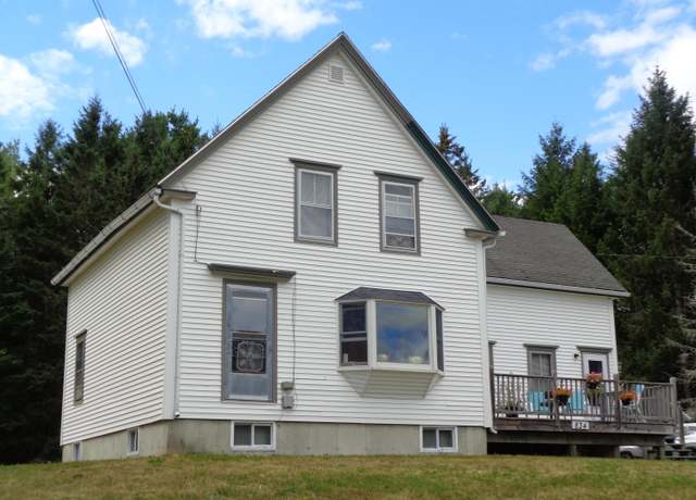 Property at 834 W West Bay Rd, Gouldsboro, ME 04607, 5 beds, 1 bath