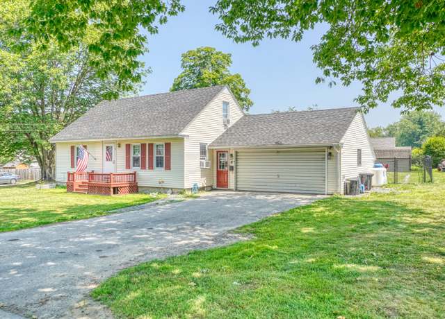 Property at 8 Beck St, Winslow, ME 04901, 4 beds, 2 baths