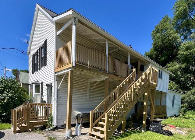 Property at 246 Lincoln St, Lewiston, ME 04240, 4 beds, 2 baths