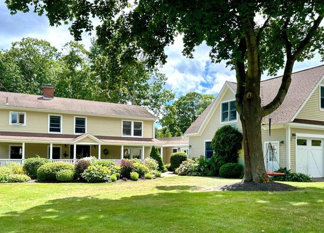 Property at 1 Wabun Rd, Cape Elizabeth, ME 04107, 4 beds, 3.5 baths