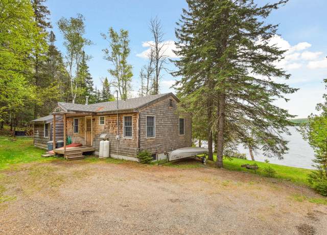 Property at 100 Bear Path, Rangeley, ME 04970, 2 beds, 1.5 baths