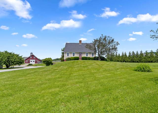 Property at 10 Broadfields Rd, Eliot, ME 03903, 4 beds, 3 baths
