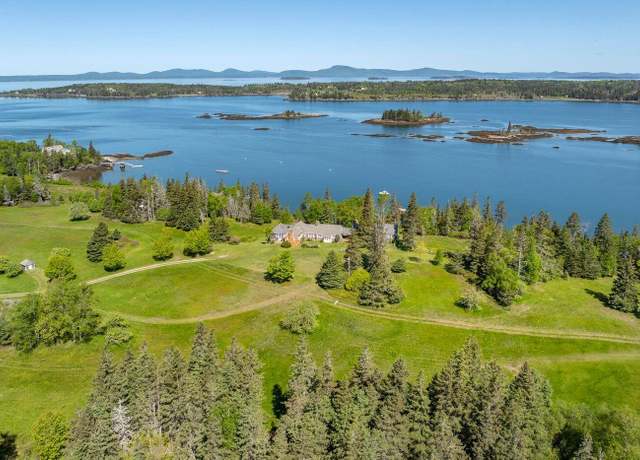 Property at 1392 North Haven Rd, Vinalhaven, ME 04863, 6 beds, 5 baths