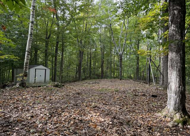 Property at 22 Community Dr, Monmouth, ME 04265