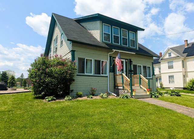 Property at 191 Bates St, Pittsfield, ME 04967, 3 beds, 1.5 baths