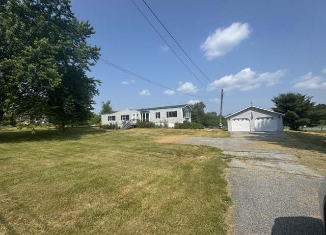 Property at 2474 Western Ave, Newburgh, ME 04444, 2 beds, 2 baths