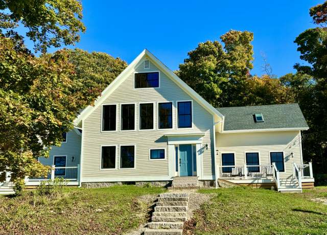 Property at 46 Atlantic Ave, Vinalhaven, ME 04863, 5 beds, 4 baths