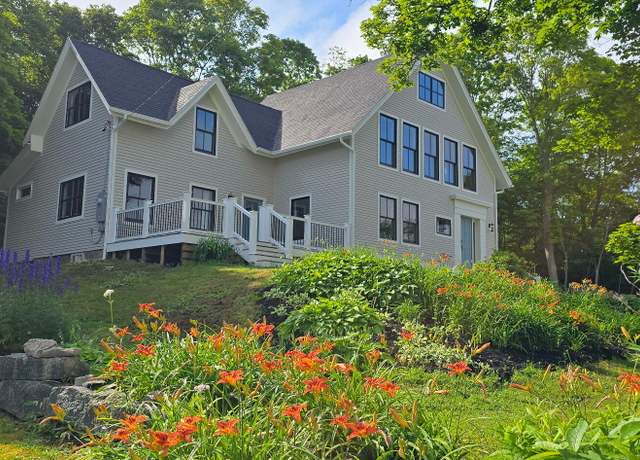 Property at 46 Atlantic Ave, Vinalhaven, ME 04863, 5 beds, 4 baths