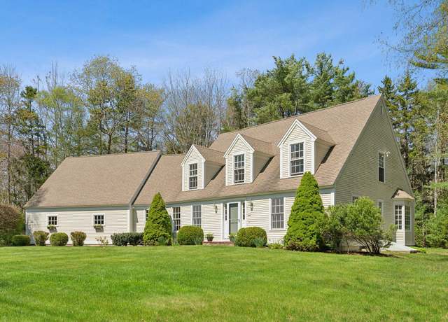 Property at 30 Fairfield Dr, Kennebunk, ME 04043, 4 beds, 3 baths