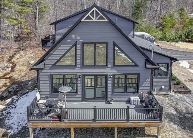 Property at 16 Dundee Ln, Bridgton, ME 04009, 4 beds, 3 baths