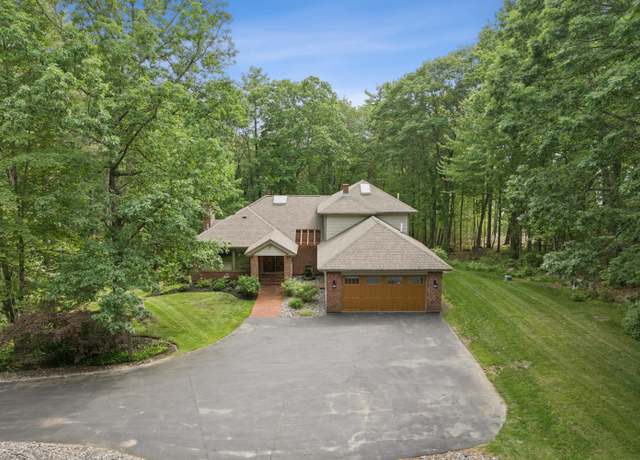 Property at 18 Woldbrook Dr, Windham, ME 04062, 5 beds, 4.5 baths