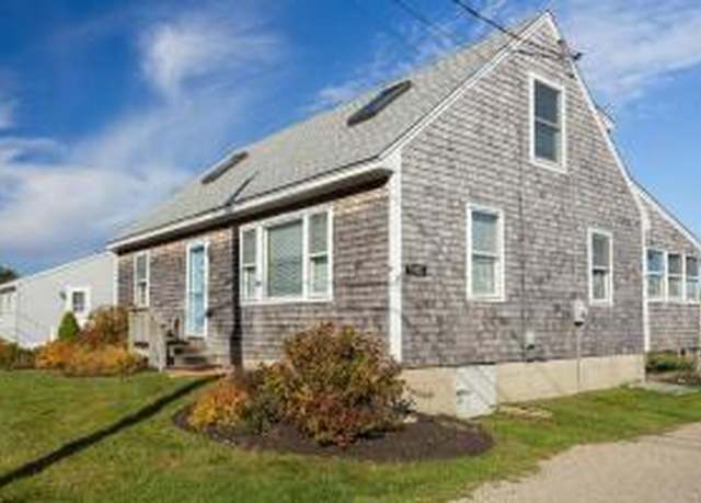 Property at 15 Days Ln, Wells, ME 04090, 4 beds, 2 baths