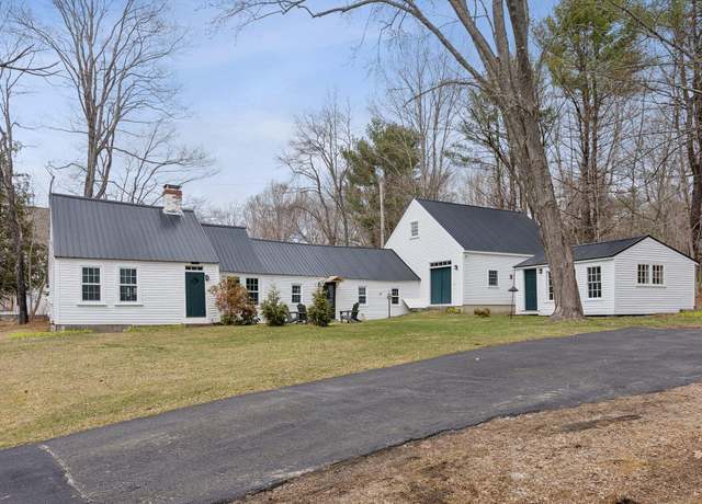 Property at 37 Main St, Raymond, ME 04071, 3 beds, 2 baths