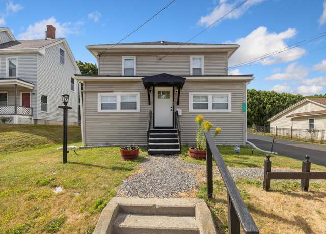 Property at 162 College Ave, Waterville, ME 04901, 4 beds, 2.5 baths