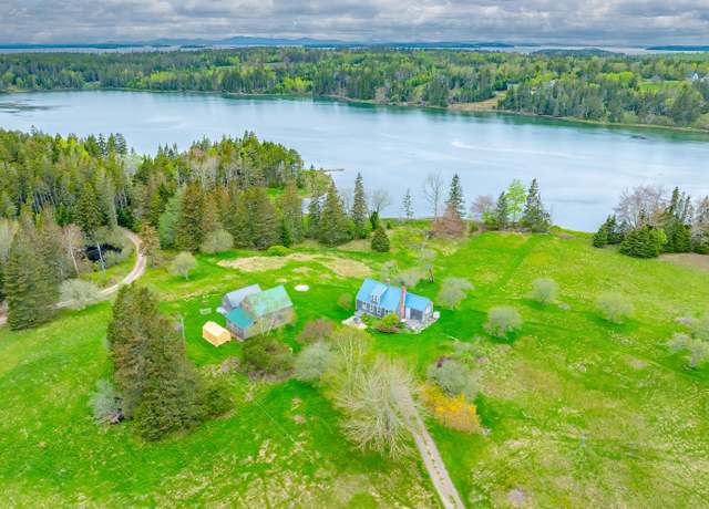 Property at 17 Barbour Farm Rd, Stonington, ME 04681, 3 beds, 1.5 baths