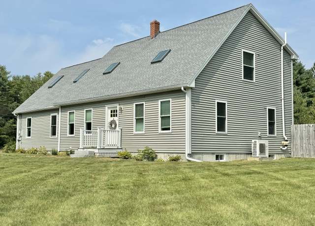 Property at 1260 US Route 1, Freeport, ME 04032, 3 beds, 2.5 baths