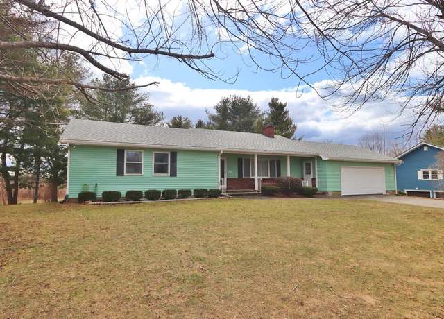 Property at 441 Mt Hope Ave, Bangor, ME 04401, 3 beds, 1.5 baths