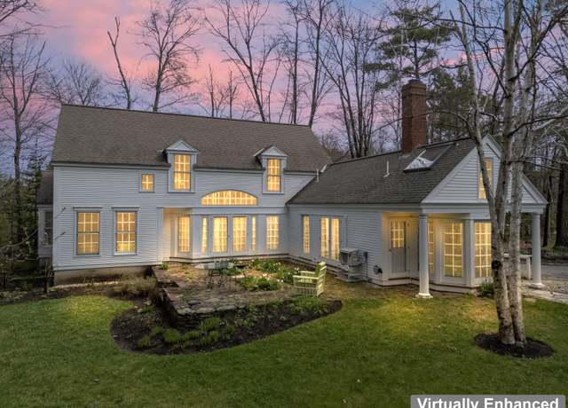 Property at 18 Zeitler Farm Rd, Brunswick, ME 04011, 3 beds, 2.5 baths