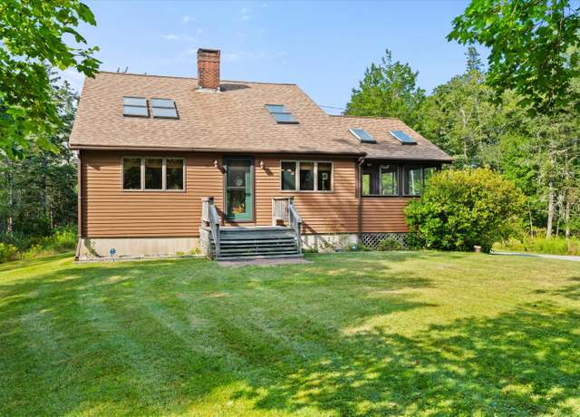 Property at 113 Pressey Village Rd, Deer Isle, ME 04627, 3 beds, 2.5 baths