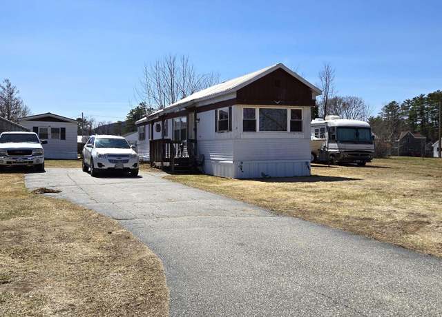 Property at 14 Coburn Ave, Dixfield, ME 04224, 2 beds, 1 bath