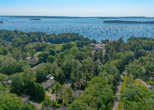 Property at 8 Knight St, Falmouth, ME 04105, 4 beds, 2.5 baths