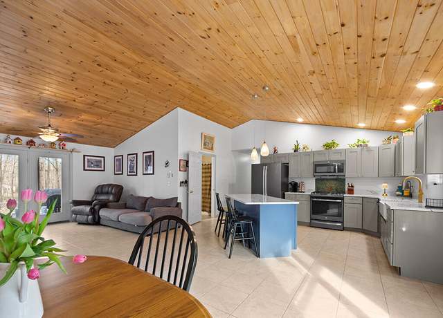 Property at 84 Coyote Ridge Dr, Vassalboro, ME 04989, 3 beds, 2 baths