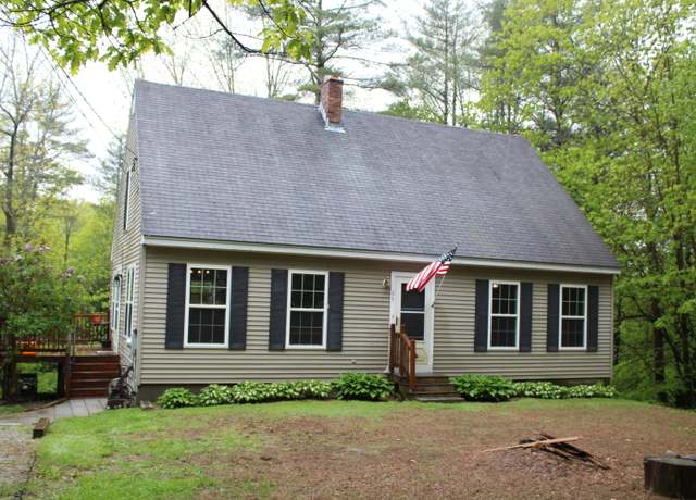 Property at 35 Old North Rd, West Gardiner, ME 04345, 4 beds, 2 baths