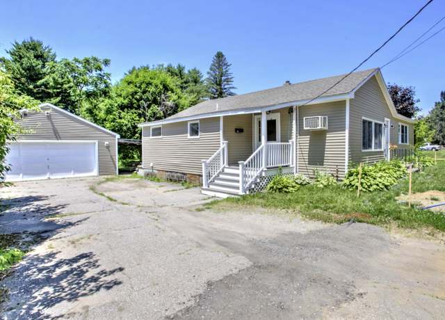 Property at 58 Bailey Ave, Lewiston, ME 04240, 2 beds, 1 bath