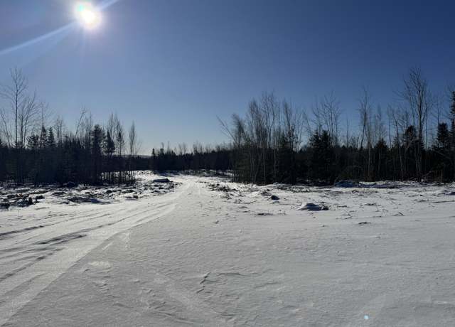 Property at 90 Holmes Rd, Dover-foxcroft, ME 04426