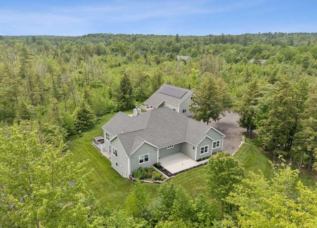 Property at 7 Sugar Way, Gorham, ME 04038, 3 beds, 2.5 baths