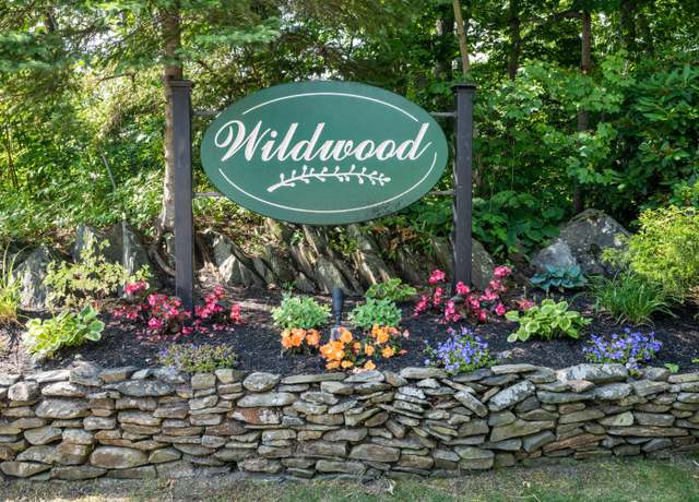 Property at 15 Wildwood Dr #15, Cape Elizabeth, ME 04107, 3 beds, 2.5 baths