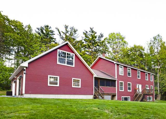 Property at 357 Kelley Rd, Hermon, ME 04401, 4 beds, 2.5 baths