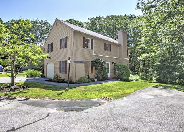 Property at 7 Gable Ct #7, Portland, ME 04103, 3 beds, 2.5 baths