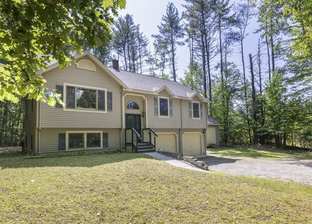 Property at 77 Town Farm Rd, Oakland, ME 04963, 3 beds, 2.5 baths